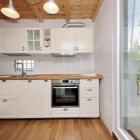 Ych-elegante Attico Vicino Marconi Apartmán *