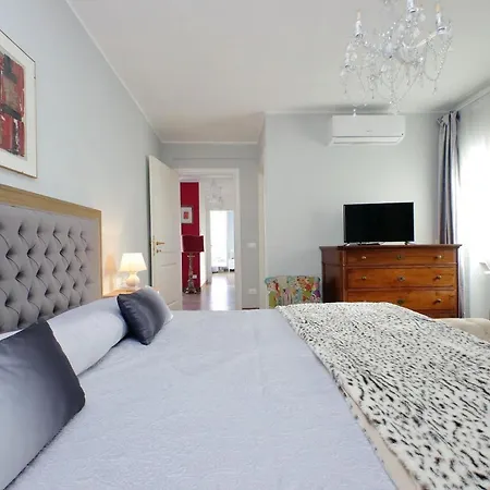 Apartmán Ych-elegante Attico Vicino Marconi Řím