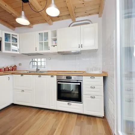 Ych-elegante Attico Vicino Marconi Apartmán *