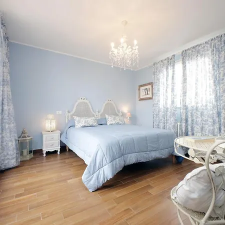 Ych-elegante Attico Vicino Marconi * Roma